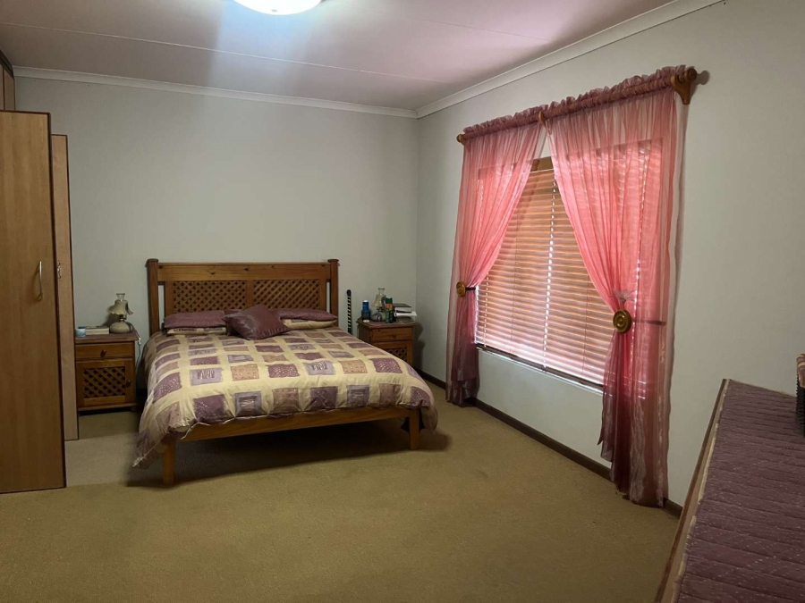 3 Bedroom Property for Sale in Keidebees Northern Cape